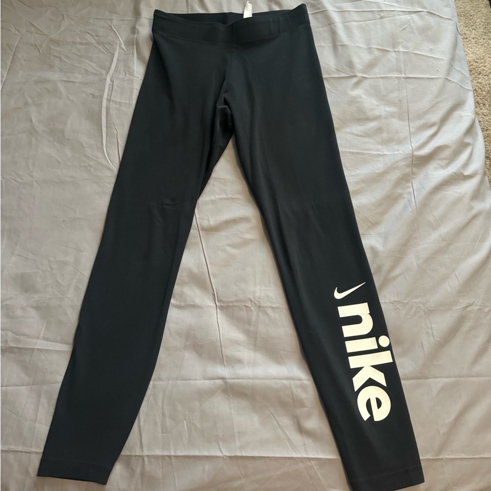 Women’s Black Nike Leggings